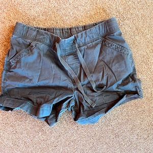 Eddie Bauer stone washed shorts size 4